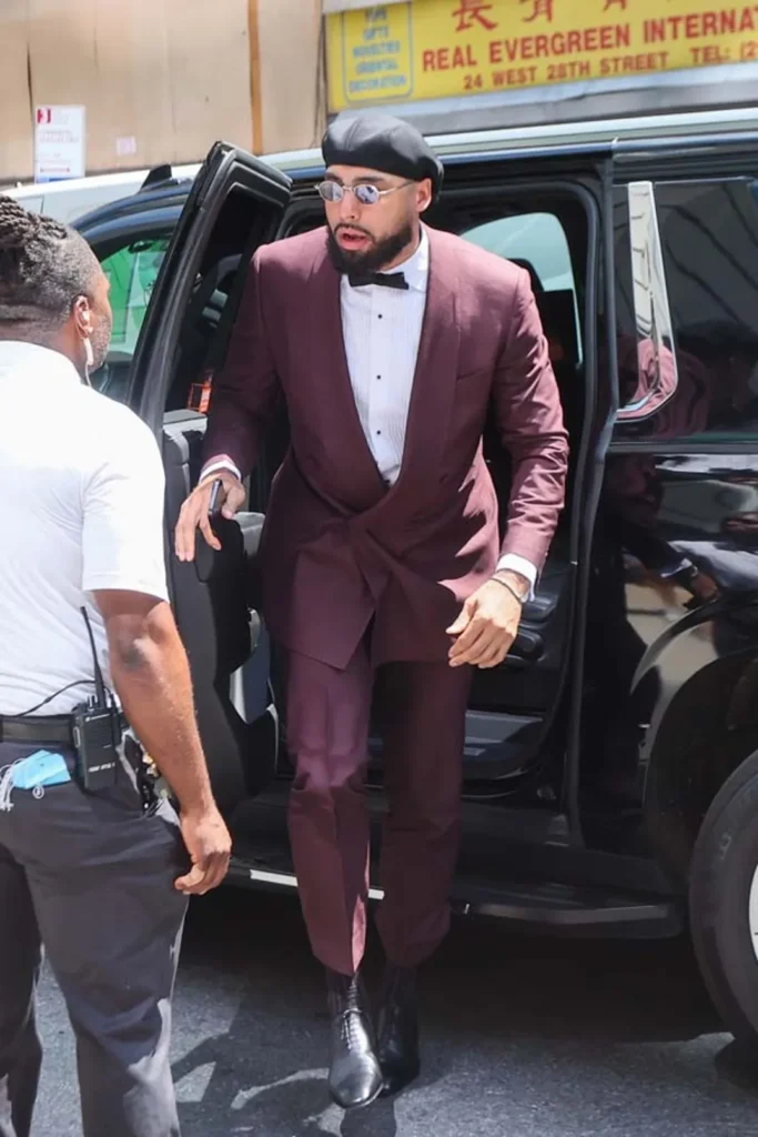 Taylor Swift & Travis Kelce Officially Married in Nyc 14 Ross Travis