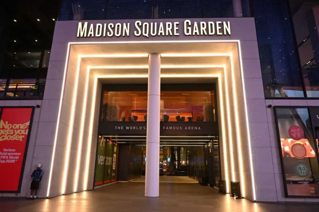 Taylor Swift, Travis Kelce Wedding Day Arrives at MSG 6 Taylor Swift and Travis Kelce MSG Wedding Prep