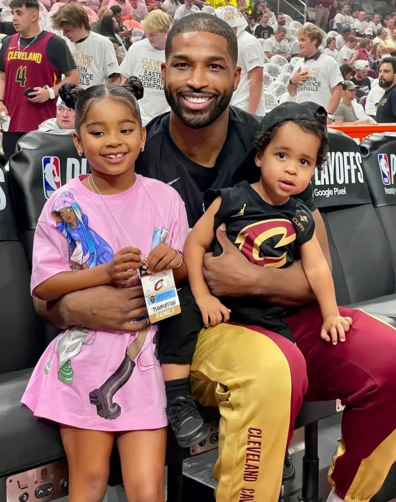 Khloé Kardashian and Tristan Thompson Spend Holiday With Kids in Idaho 7 Tristan Thompson with daughter True and son Tatum.