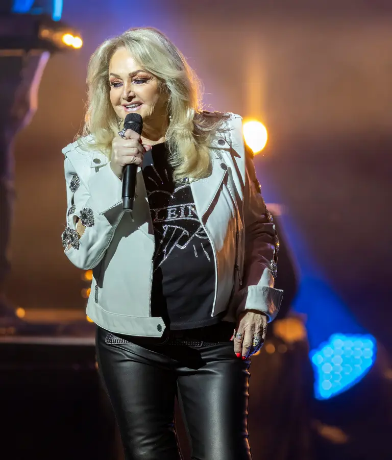 british singer bonnie tyler performs
