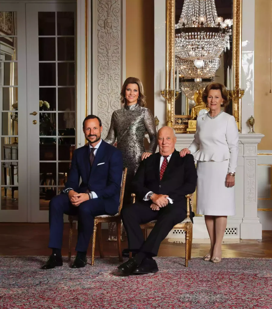 King Harald V of Norway Dies at 89 5 Crown Prince Haakon, Princess Martha Louise, King Harald and Queen Sonja.