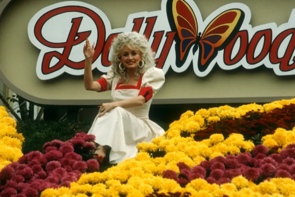 Dolly Parton At Dollywood 1