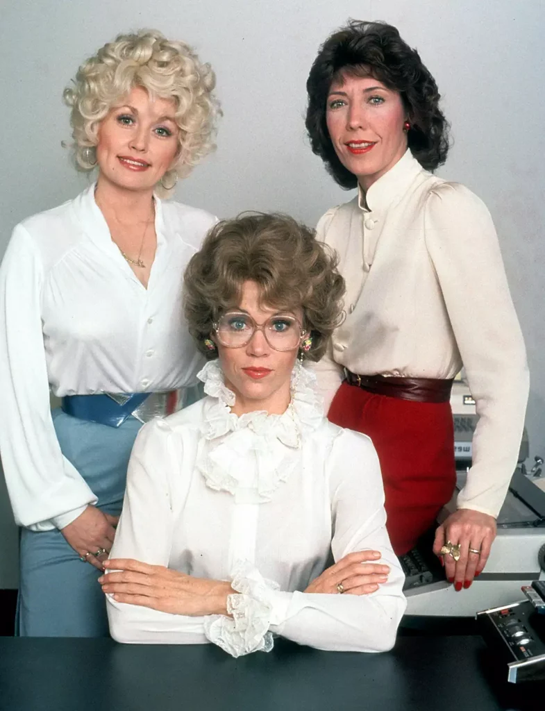 Jane Fonda Pays Emotional Tribute to Dolly Parton 6 Dolly Parton, Jane Fonda And Lily Tomlin in 9 to 5