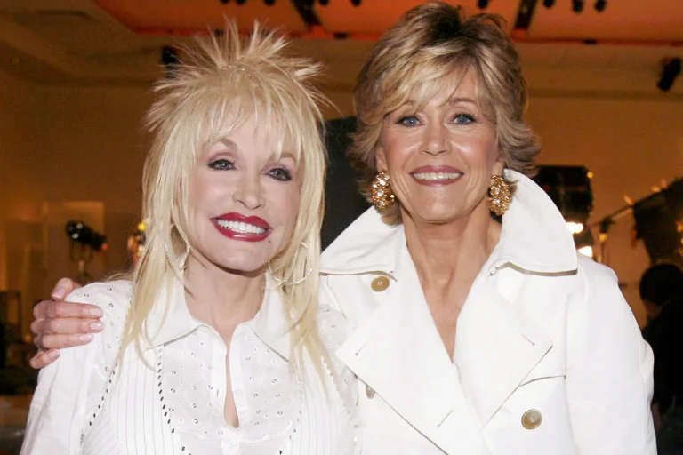 Jane Fonda Pays Emotional Tribute to Dolly Parton Dolly Parton and Jane Fonda in March 2006 in Hollywood, Calif.