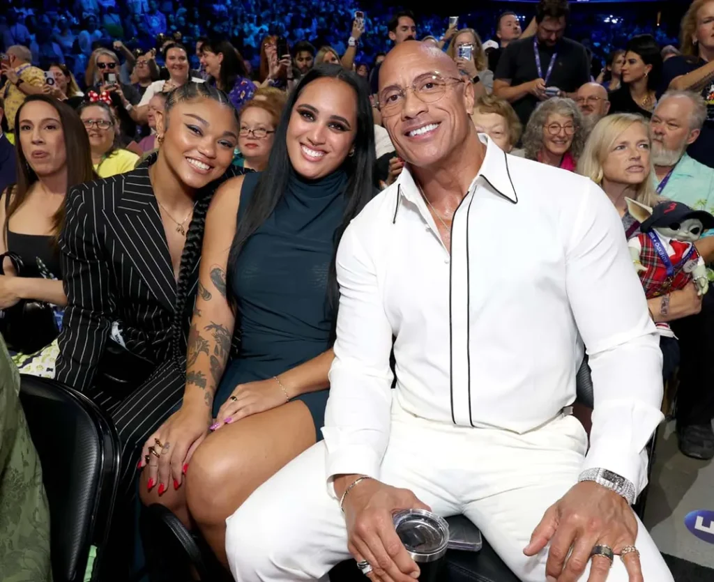 Dwayne Johnson, Avan Raine, Tatyanna Dumas