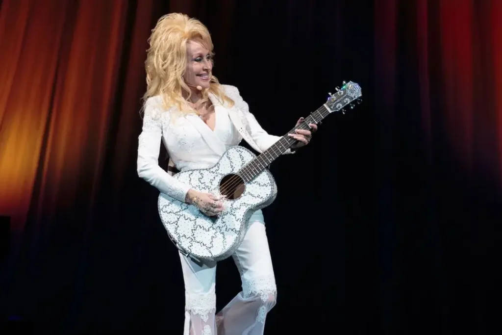 Dolly Parton’s Family Plans Private Service After Her Death 8 Remembering Dolly Parton 2