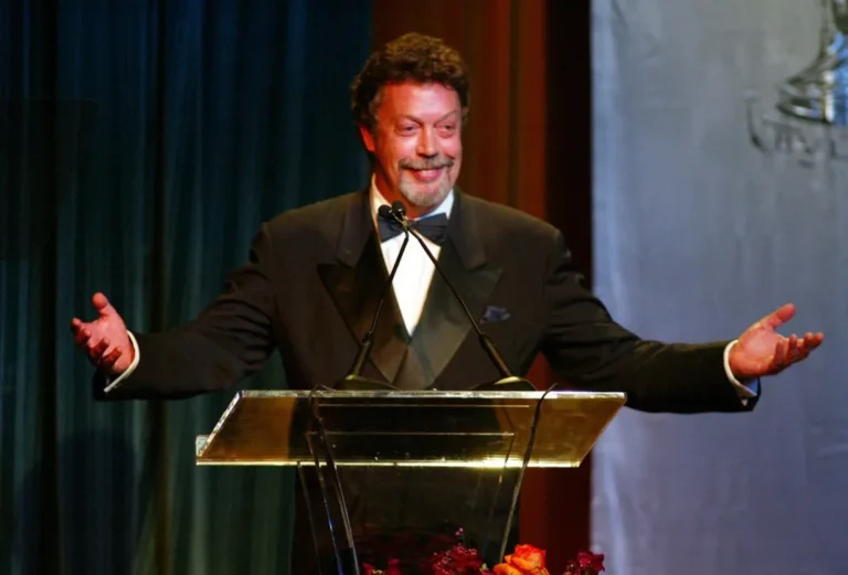 Tim Curry