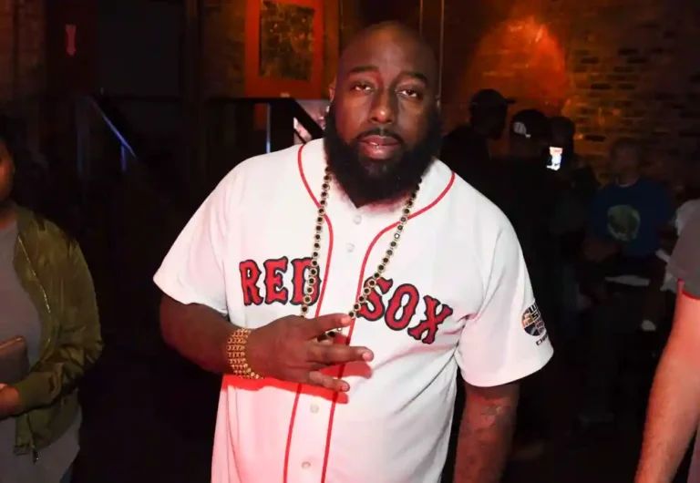 Trae Tha Truth Brings Disaster Relief to Gary, Indiana Trae Tha Truth attends Xbox And Gears Of War 4 launch event at Studio No. 7 on October 10, 2016 in Atlanta, Georgia.