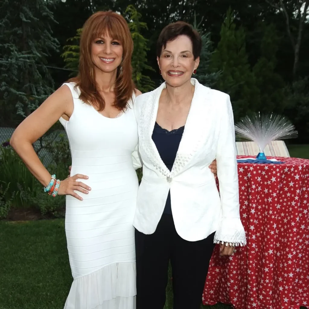 Jill Zarin’s Mother Gloria Kamen Dies at 91 6 Zarin and Gloria Kamen