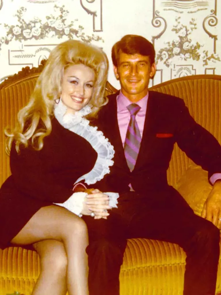 Dolly Parton’s Love Story With Carl Dean Spanned 58 Years 6 dolly parton carl dean