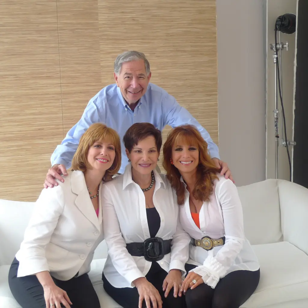 Jill Zarin’s Mother Gloria Kamen Dies at 91 8 seen here with her father, Sol, as well as Wexler and Kamen