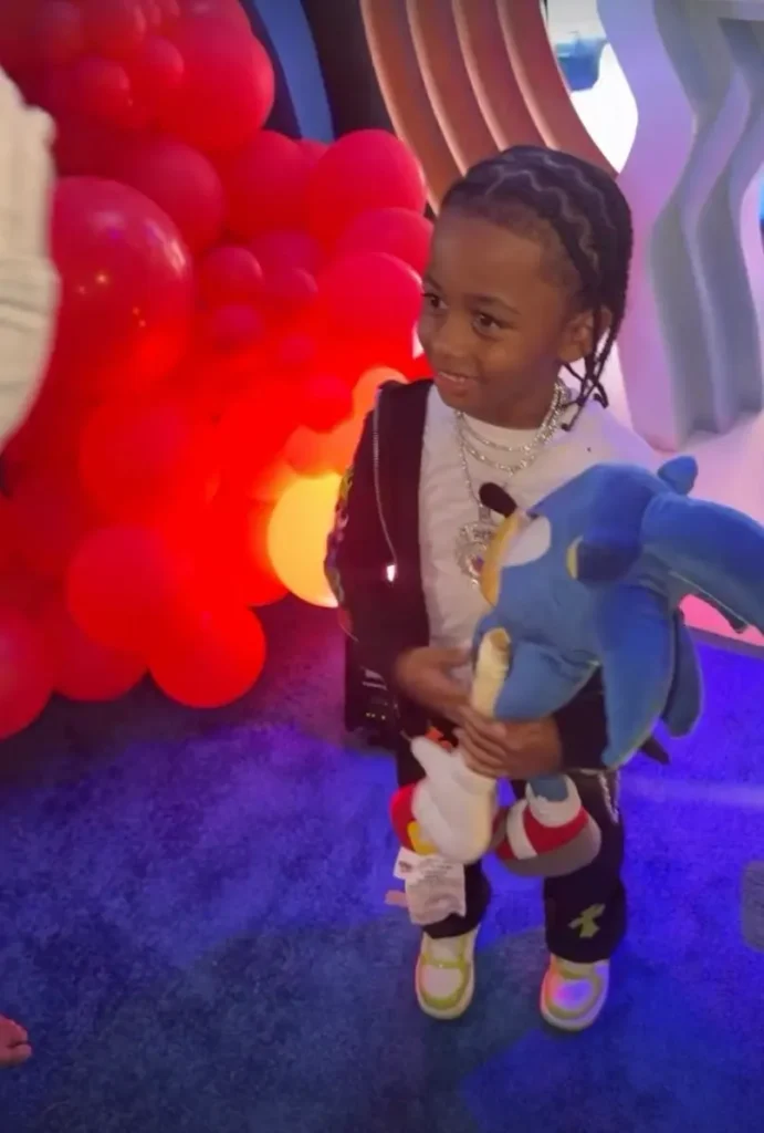 Cardi B, Offset Put Divorce Drama Aside for Kids’ Birthday Bash 5 Cardi posted an adorable video of son Wave, 5, holding a Sonic the Hedgehog stuffed animal.