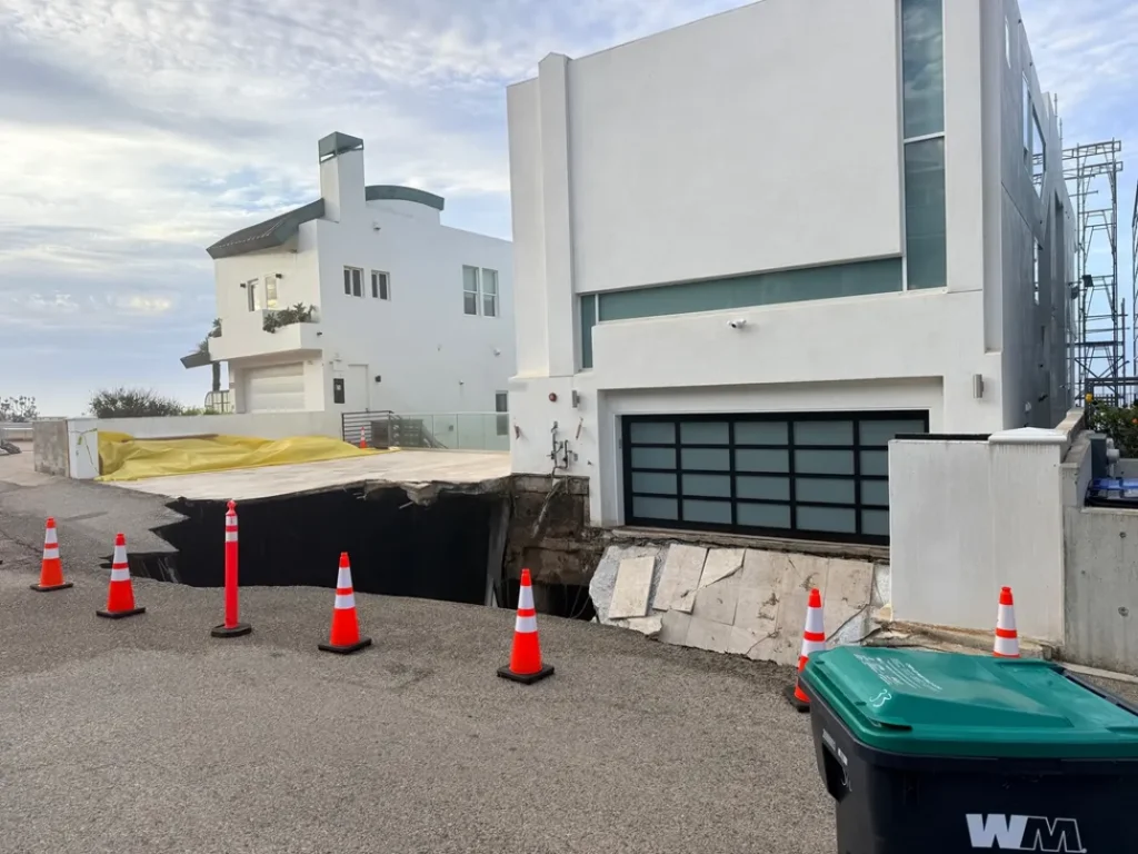 Nicolas Cage’s Malibu Home Hit by Massive Sinkhole 4 Nicolas Cages Malibu Home Has Massive Sinkhole Outside
