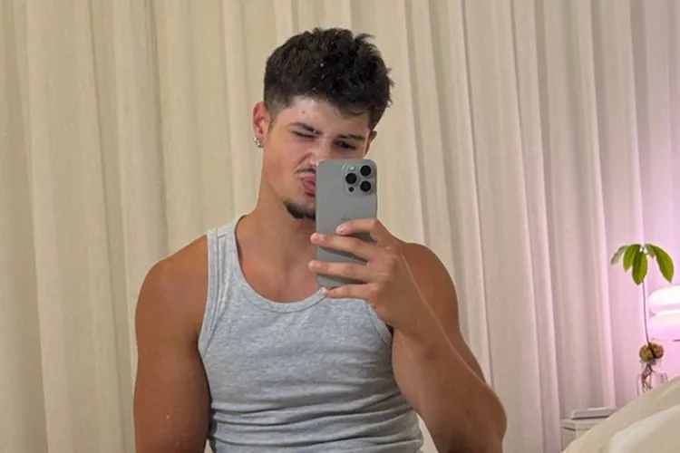 Porn Star Noah Segsy Dies at 22 After Drowning in Cyprus Noah Segsy